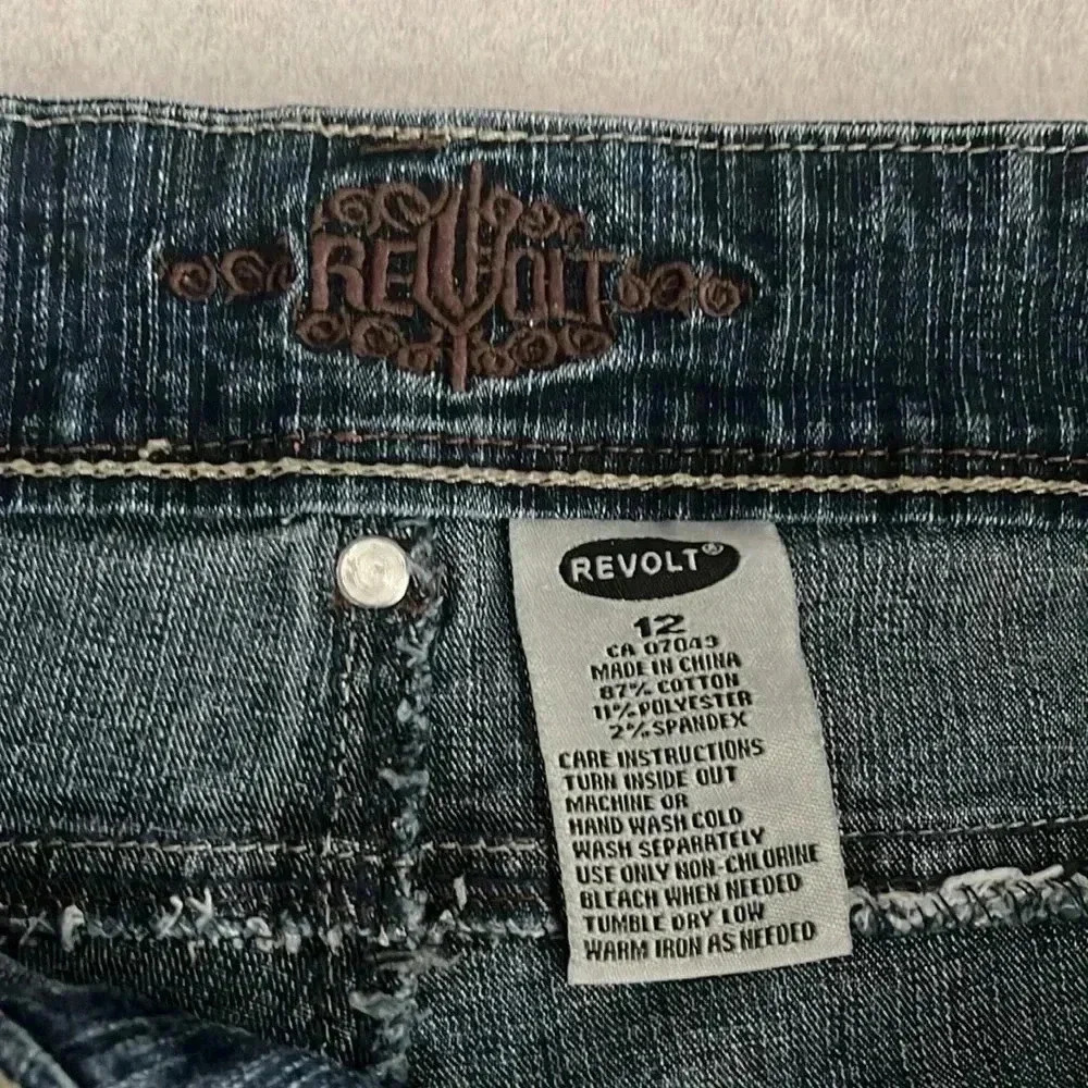[12]Vintage Revolt Dark Wash Jeans Shorts  with folded Hem - Picture 2 of 7